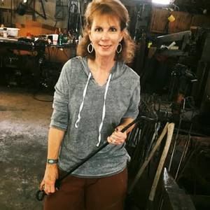 Meet your Posher, Joy